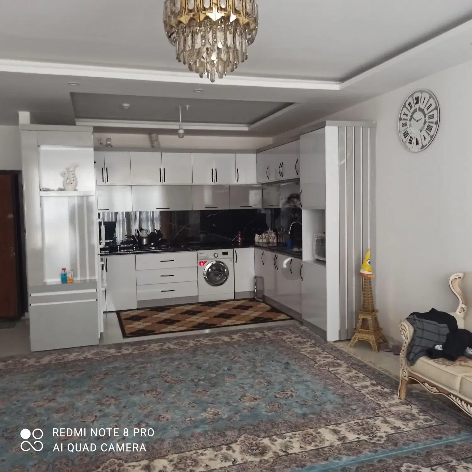فروش آپارتمان حاشیه سجادیه