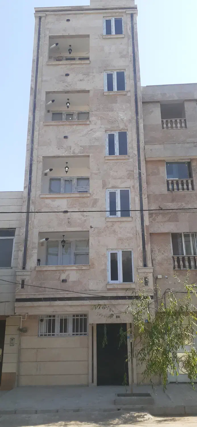 آپارتمان ۸۵ متری صفر
