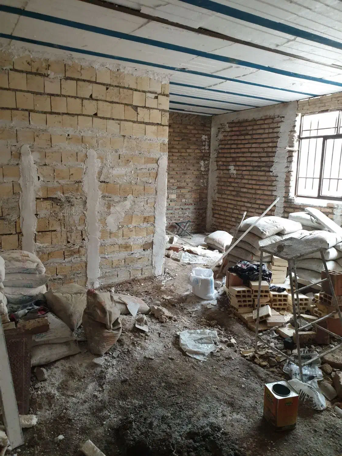ویلایی دوطبقه ۶۰ متری نزدیک اصناف بلوارکامیونداران