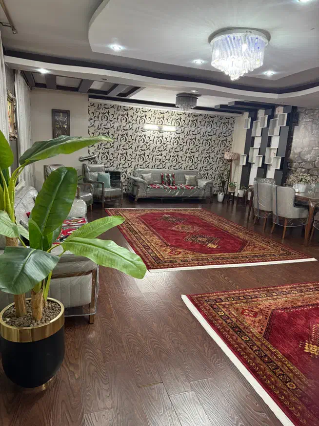 آپارتمان ۱۷۰ متری خ پاییز تک واحدی