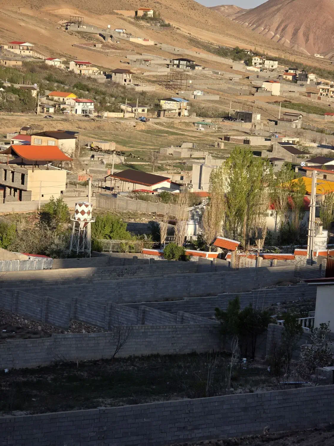 ۴۰۰ متر زمین ویلای چهار دیواری دماوند