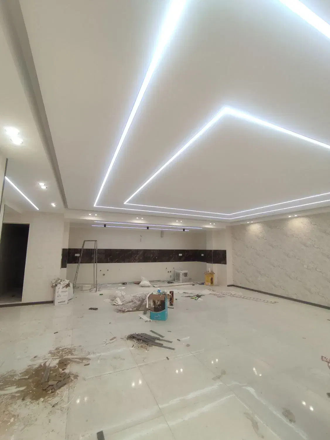 فروش آپارتمان ۳خوابه ۱۴۰متری باهنر صفر