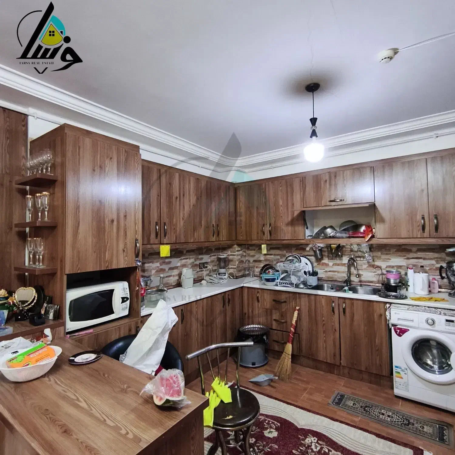 *وقفه انداختی فروش رفته واحد در خیابون تهران*