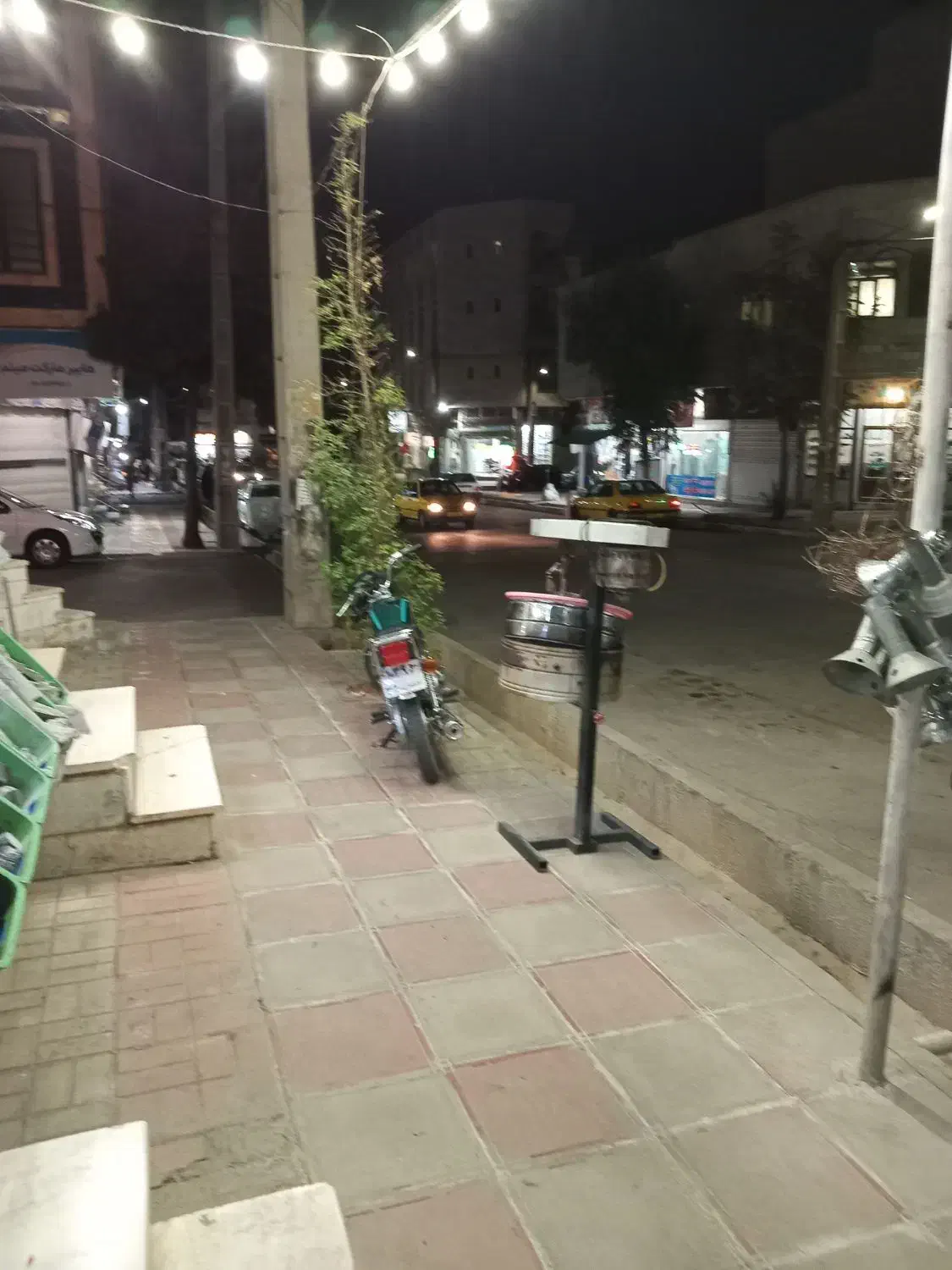 ۱۵متر تجاری جای شلوغ
