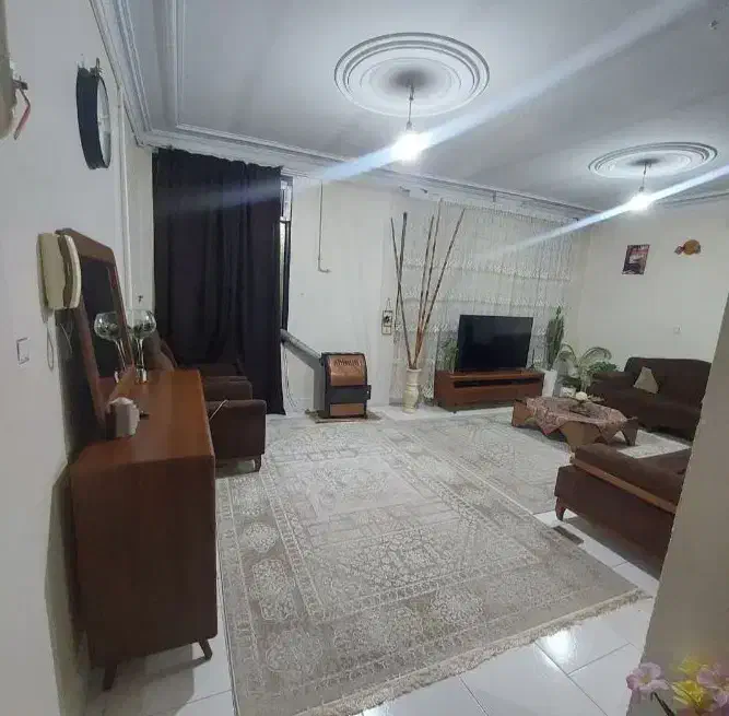 آپارتمان خوش نقشه و زیر قیمت منطقه