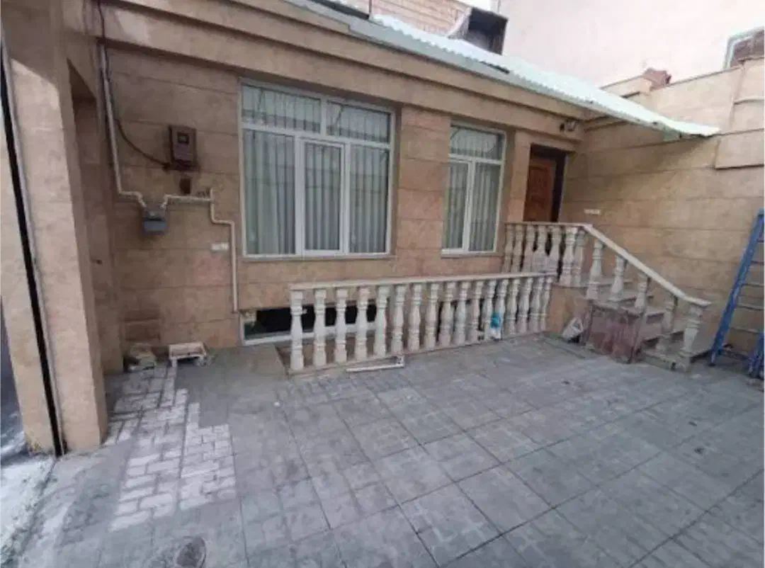 ویلایی ۲۰۰ متری