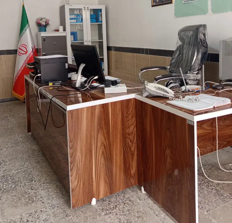 ساختمان اداری