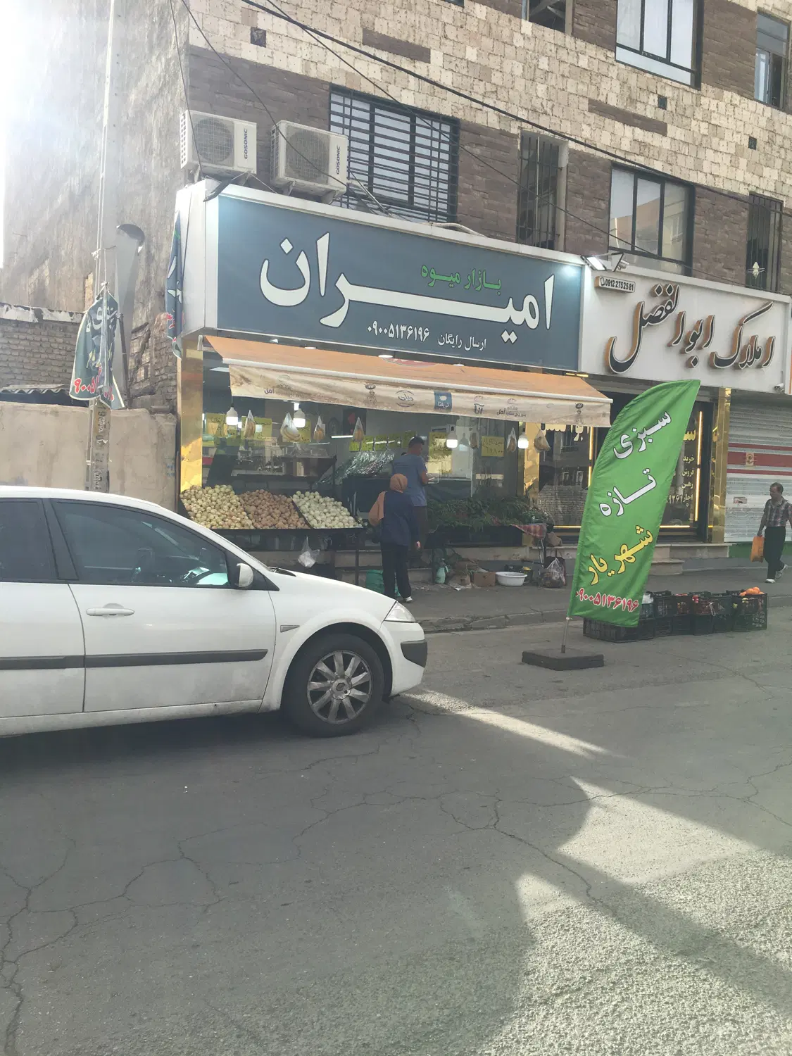 اجاره مغازه ۹۰ متری