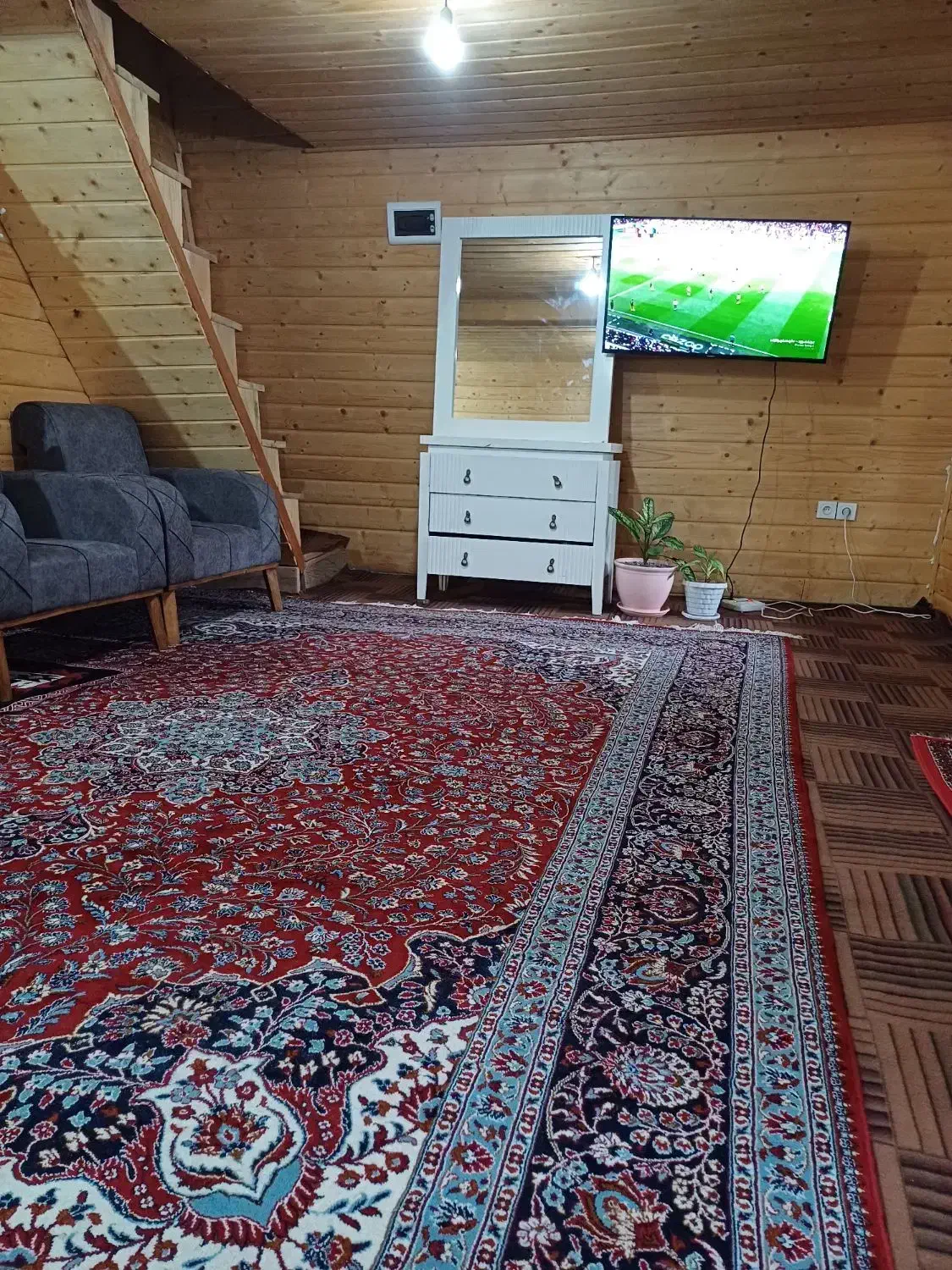 کلبه چوبی دو خواب
