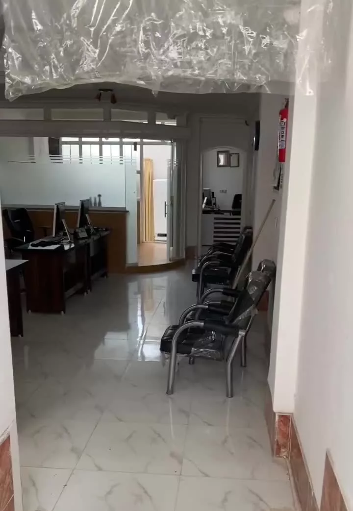 آپارتمان ۹۰ متری ابتدای صداقت ۲۳