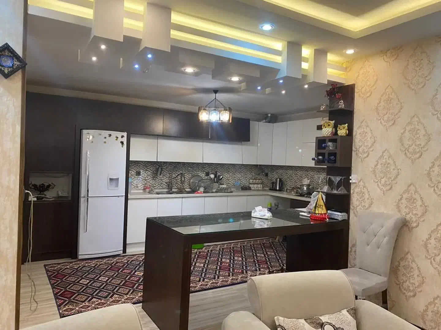 آپارتمان ۱۳۵ متری_۲ خواب_خیابان میر