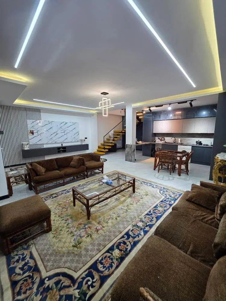 فروش ویلای دوبلکس مبله ۲۵۰ متری سنددار