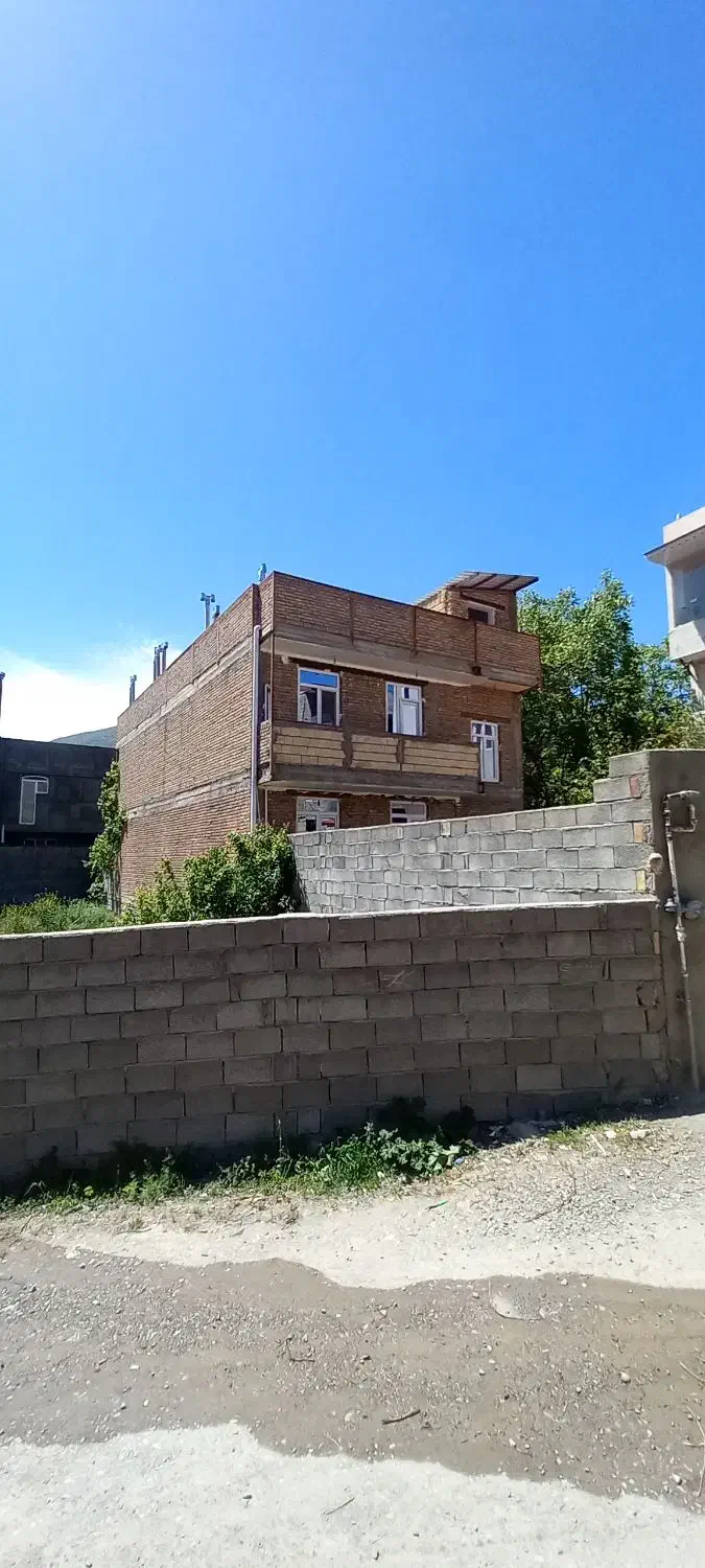 خانه دوطبقه