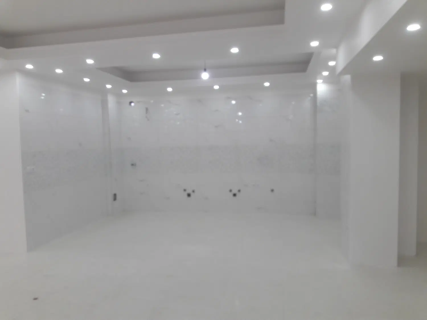 آپارتمان تک واحدی کلیدنخورده