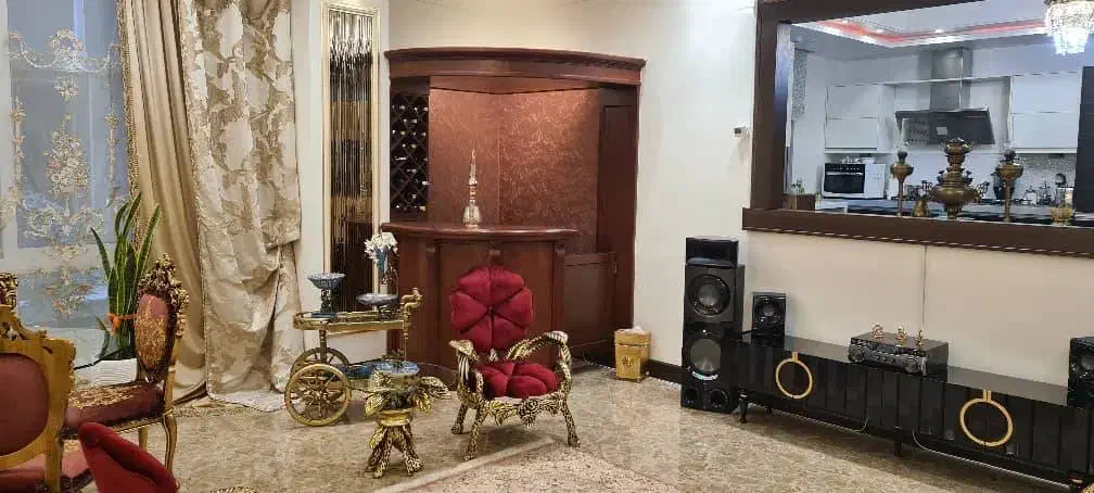 سعادت آباد_ ۲۸۰ متر_ ۴ پارکینگ سندی