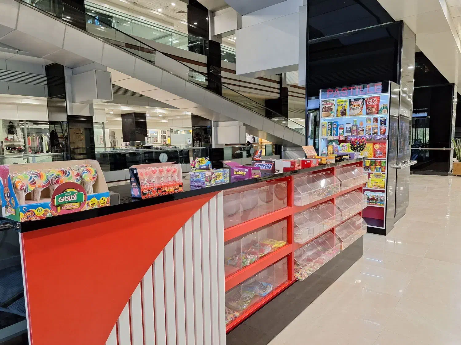 اجاره کانتر در مجتمع تجاری آمال اقدسیه