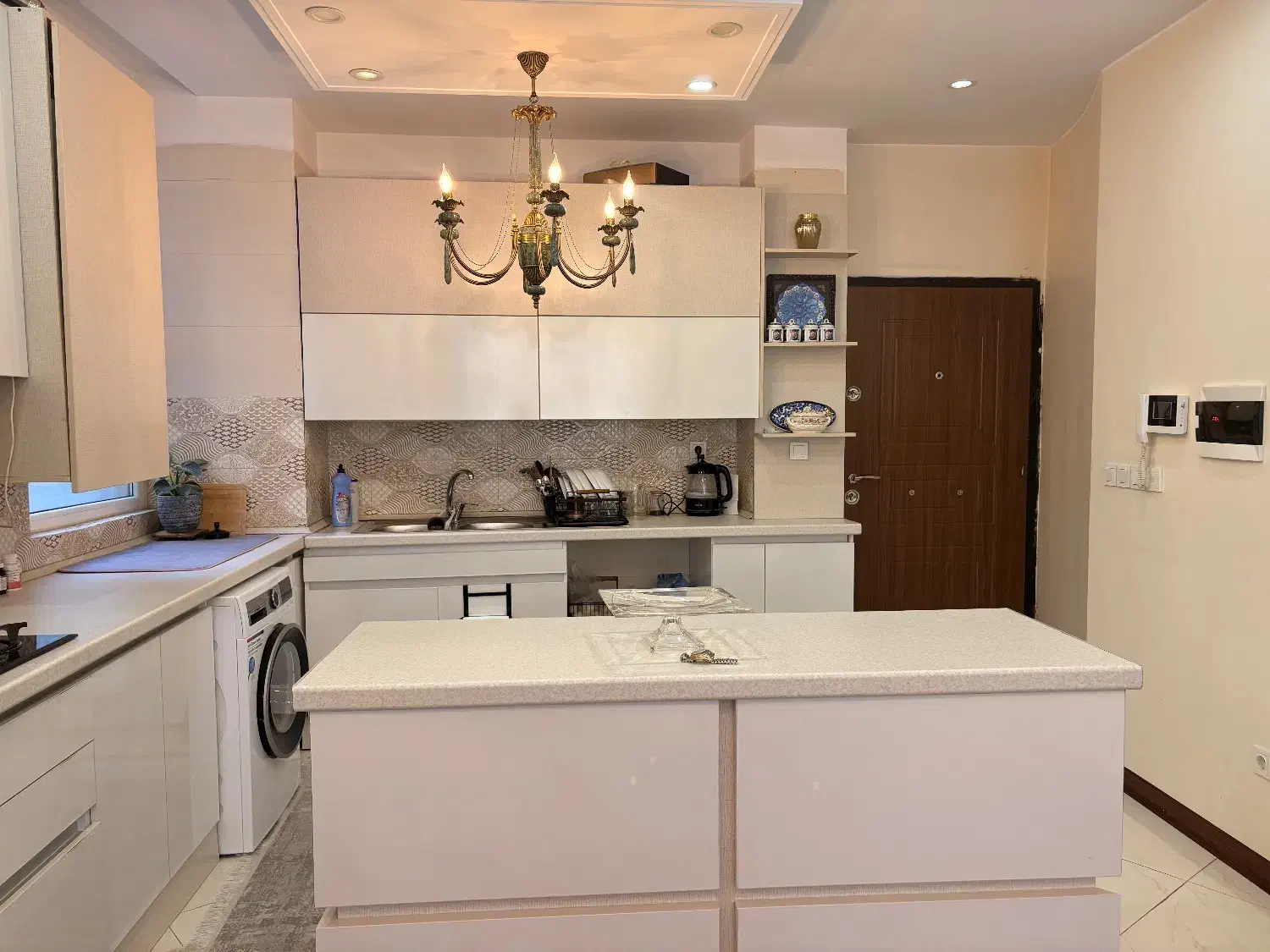 اپارتمان 3 سال ساخت در ستارخان