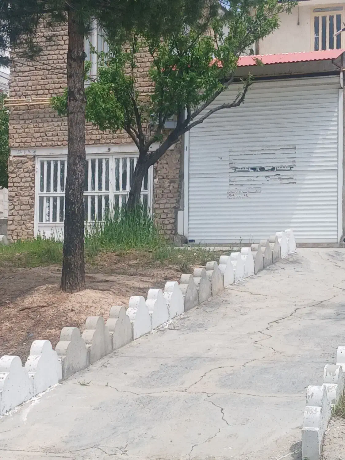 رهن واجاره 2 مغازه تجاری بلوارارتش