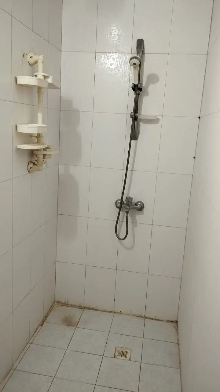 یه واحد پیلوت مسکونی