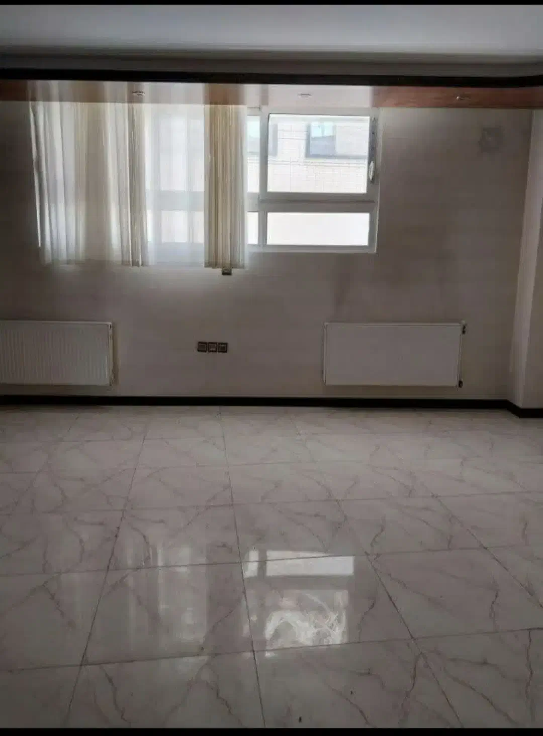رهن وکرایه ۹۰متری دو خواب  رباط اول