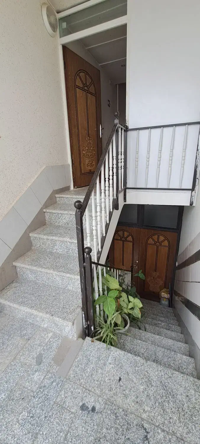 اجاره واحد مسکونی70متری طبفه دوم