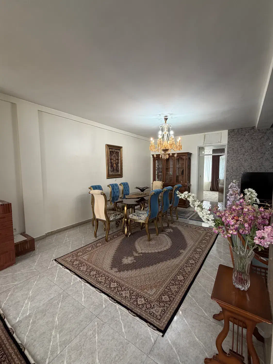 گیشا اجاره واحد ۱۸۰ متری
