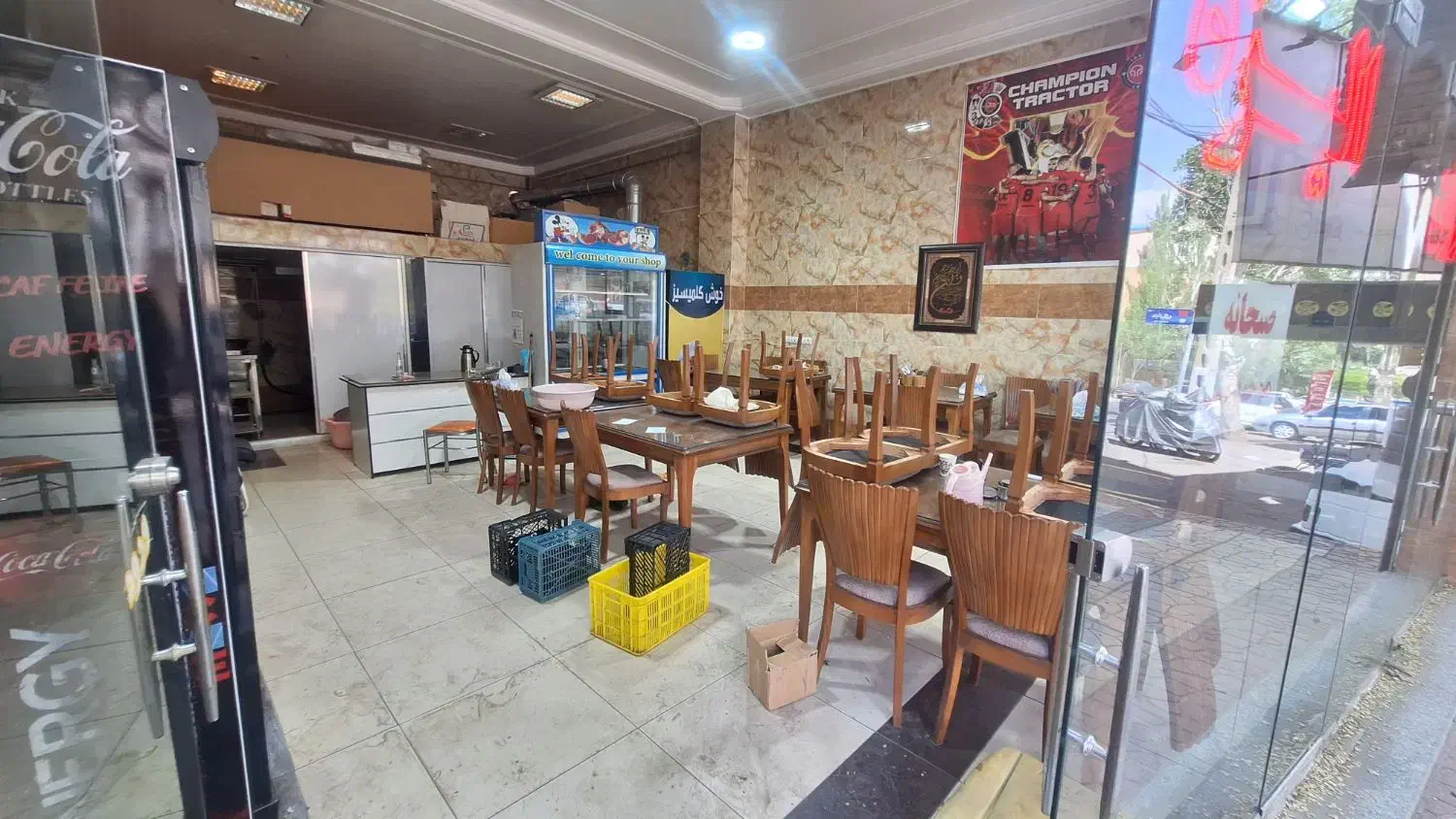 اجاره مغازه ۱۰۰ متری با بر ۷ متر بر خیابان اصلی