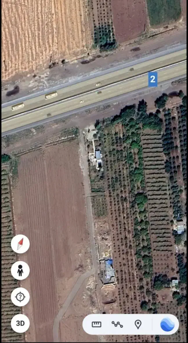 زمین ۱۰۰۰ متری
