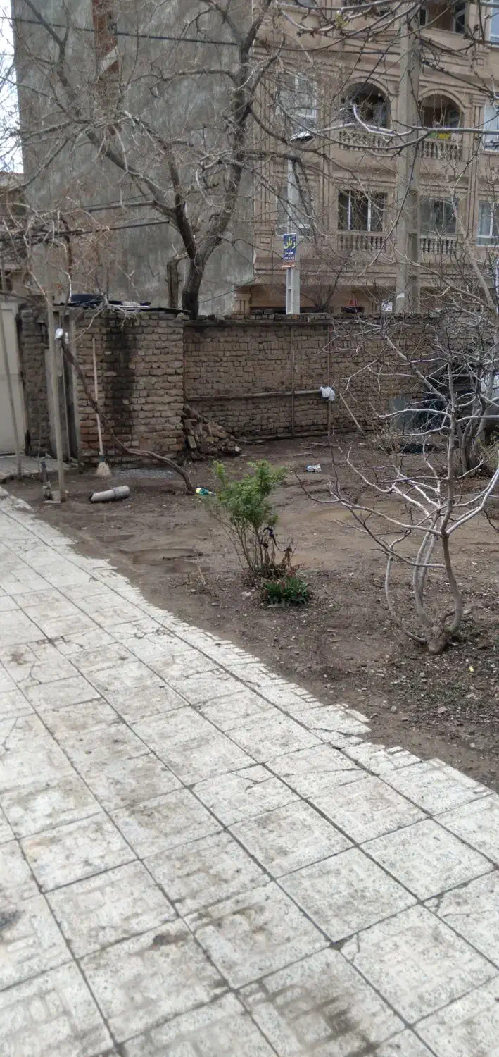 خانه ویلای کلنگی480متری واقع درکرج شاهین ویلا