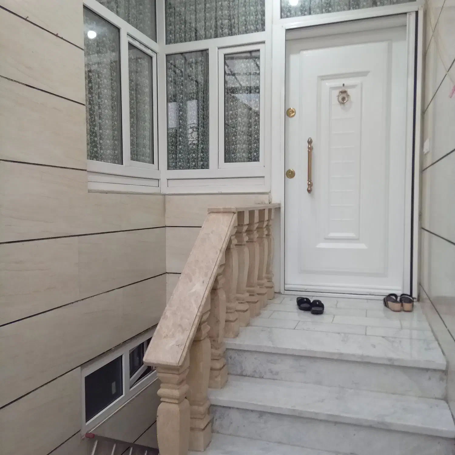 ۹۰ متری  ۲خواب   ویلایی دوبلکس