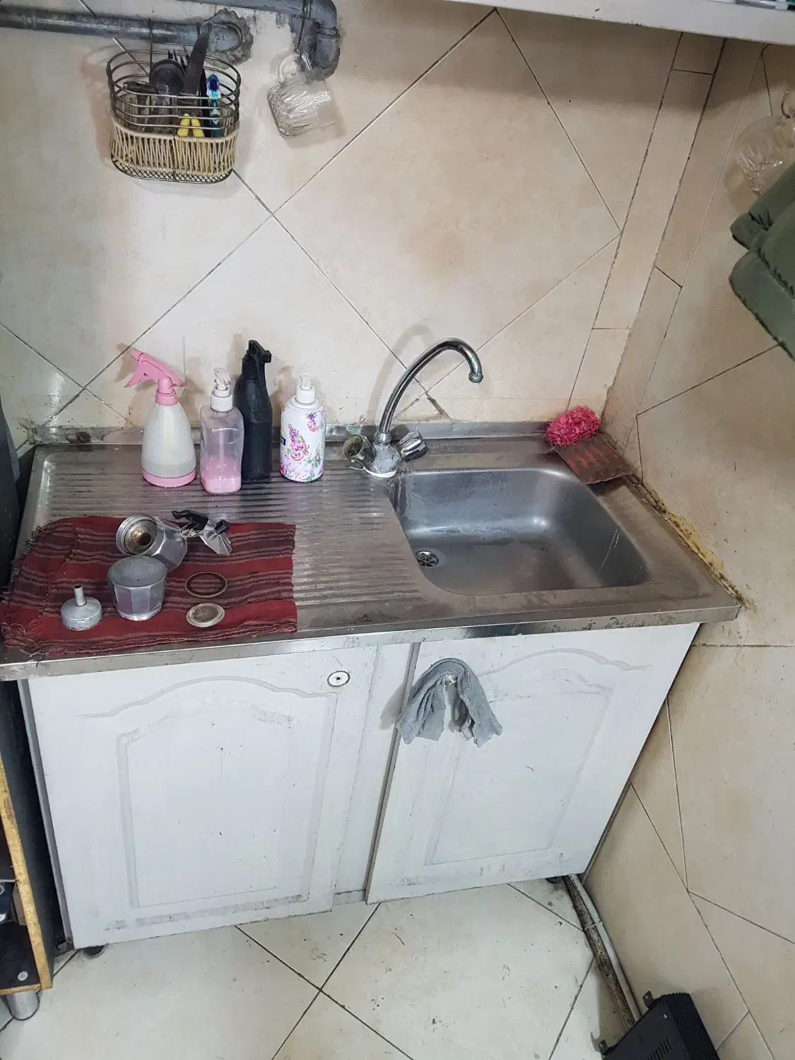 واحد مستقل ( سوئیت ) (کسب و کار)