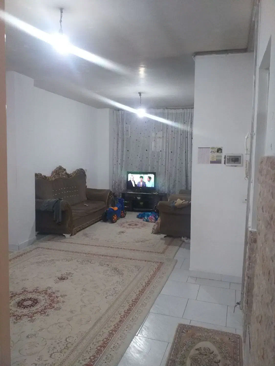 تکواحدی ۶۵متر طبقه۲