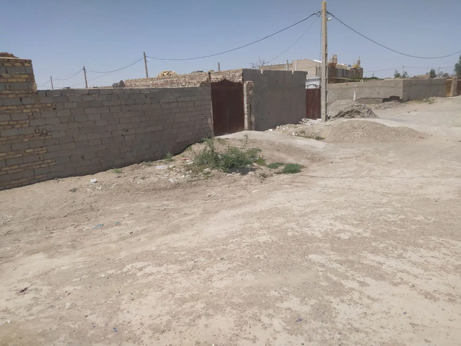 زمین مسکونی