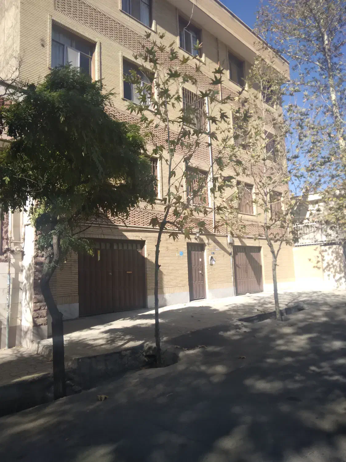 فروش زیرزمین تجاری