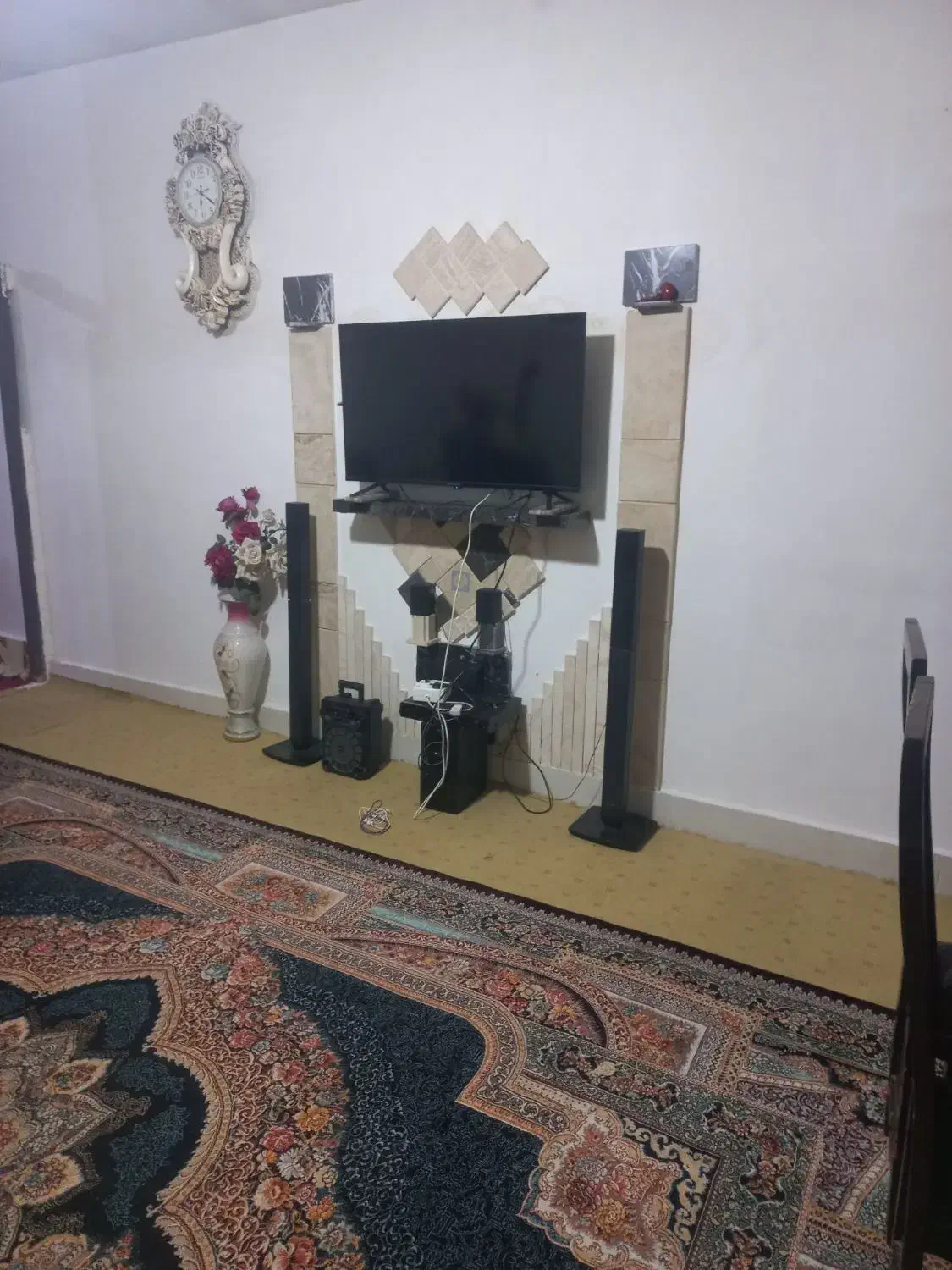 منزل 2طبقه بهمن 4خیابان دانشگاه