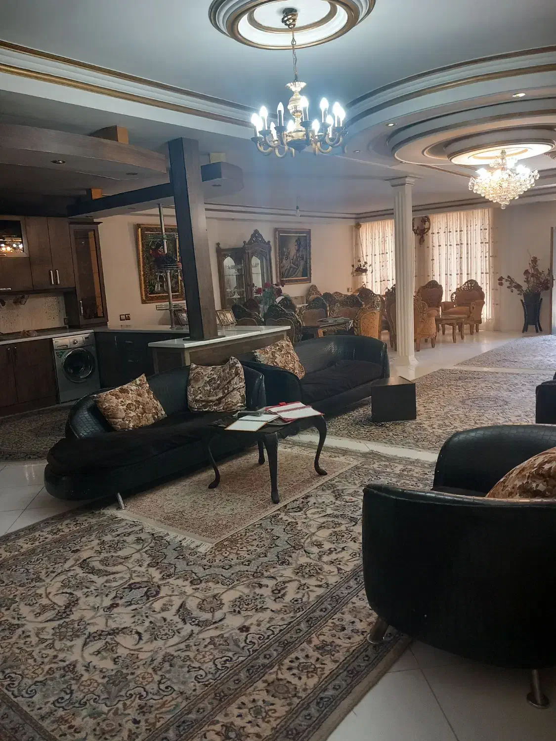 خانه ویلایی ۳۰۰متری
