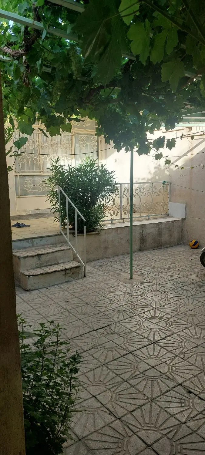 ۱۶۰متر ویلایی دوبحر حیاط دار ماشین روبا۳.۷۵۰