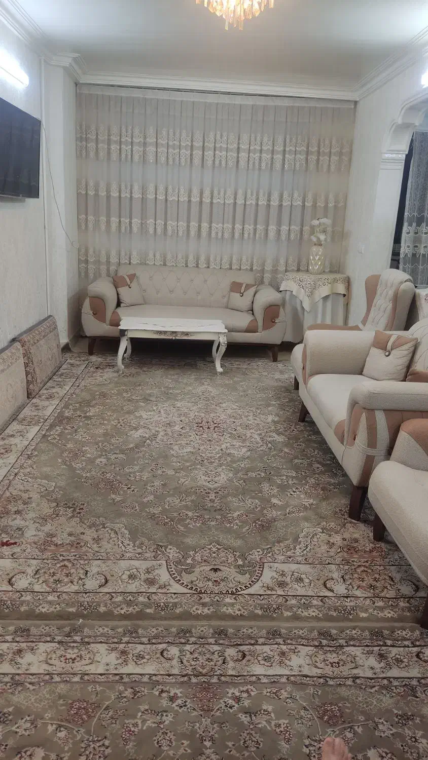 آپارتمان رهن و اجاره غرق نور