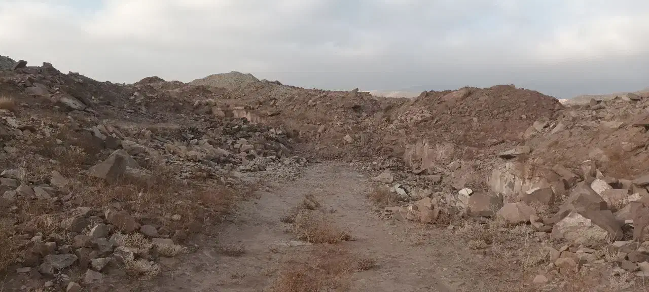معاوضه معدن سنگ با آپارتمان با مستاجر 220میلیونی