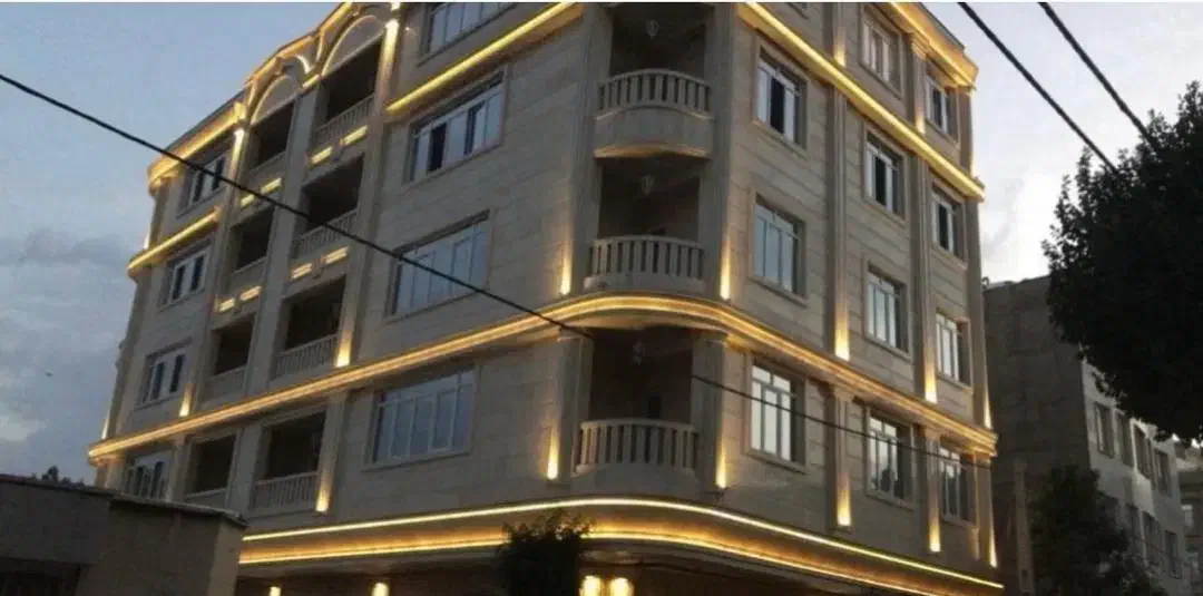 ۹۰۰ متر زمین با موقیت تجاری اداری
