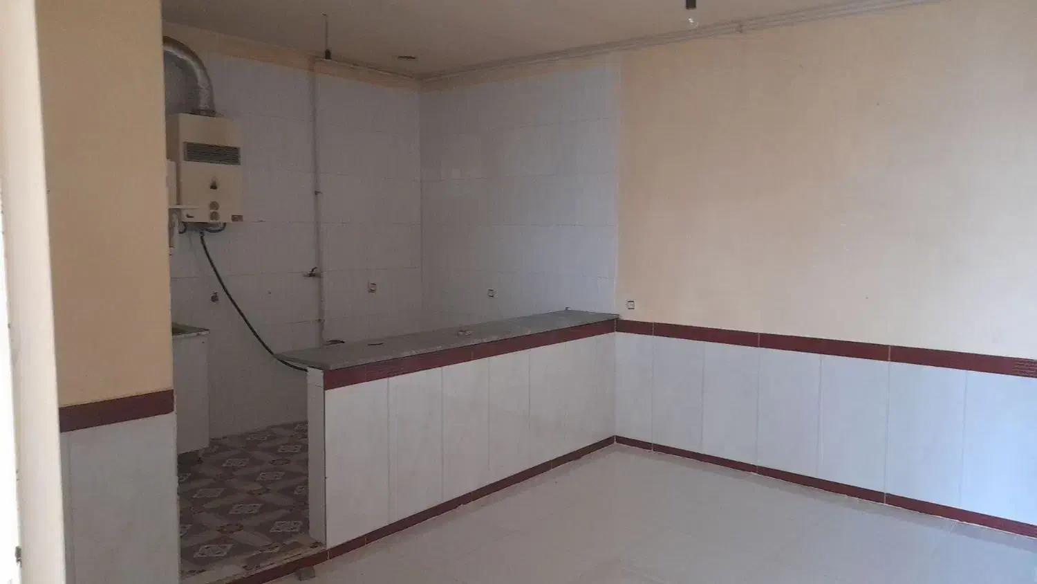 ملک ۵۰ متری اول نوکان چسب شهرداری