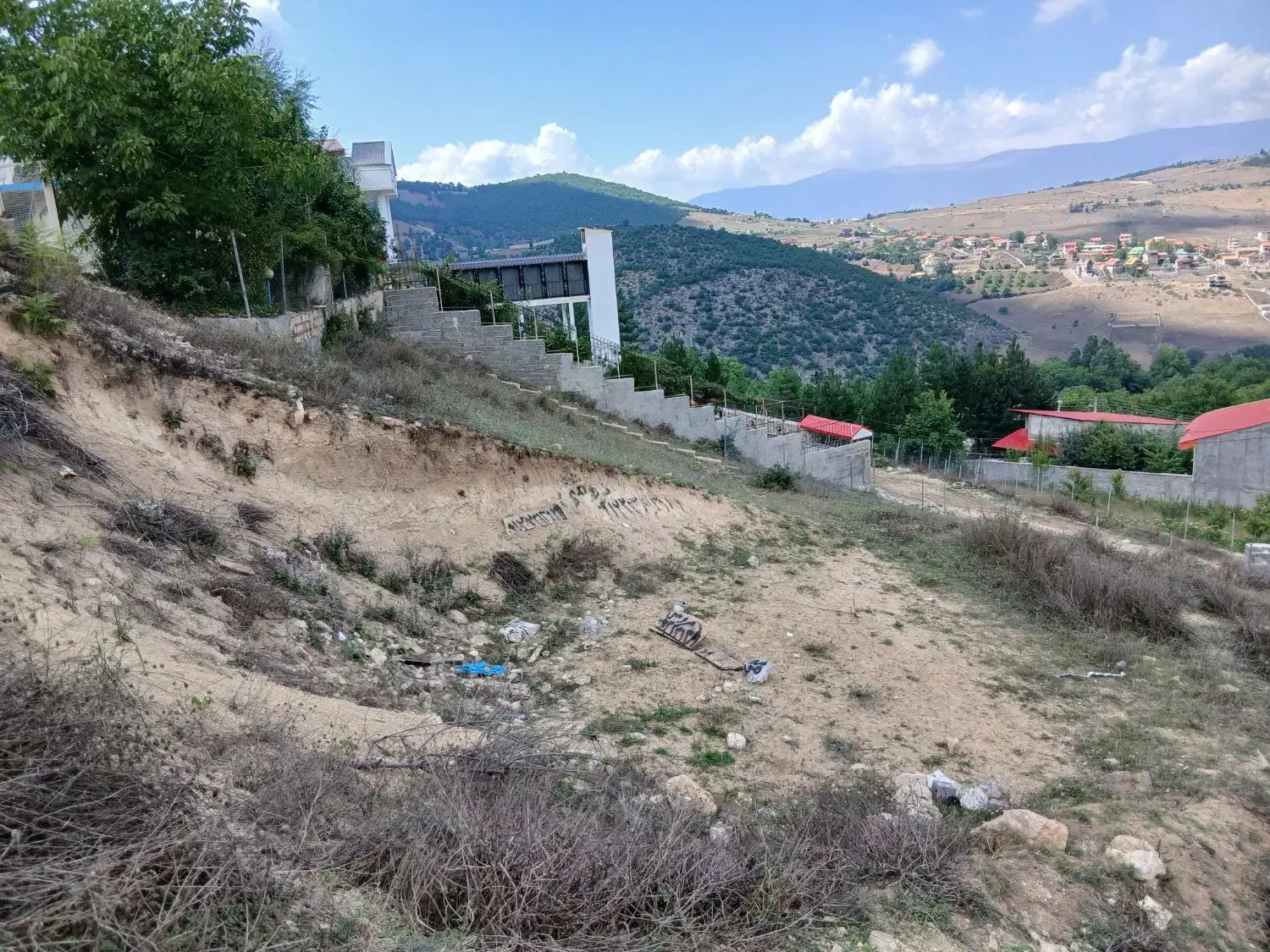 زمین 230 متر در بافت واقع در روستای لنگر