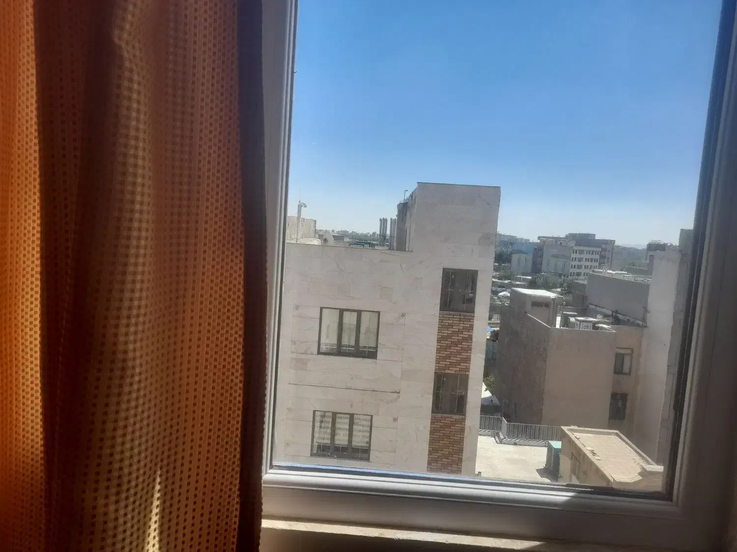 ۵۷ متر نوساز خوش نقشه