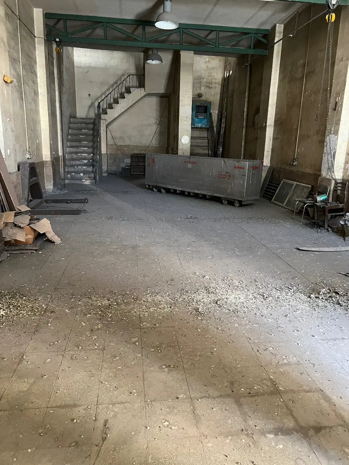 تجاری کلنگی بر فتحنایی کهن
