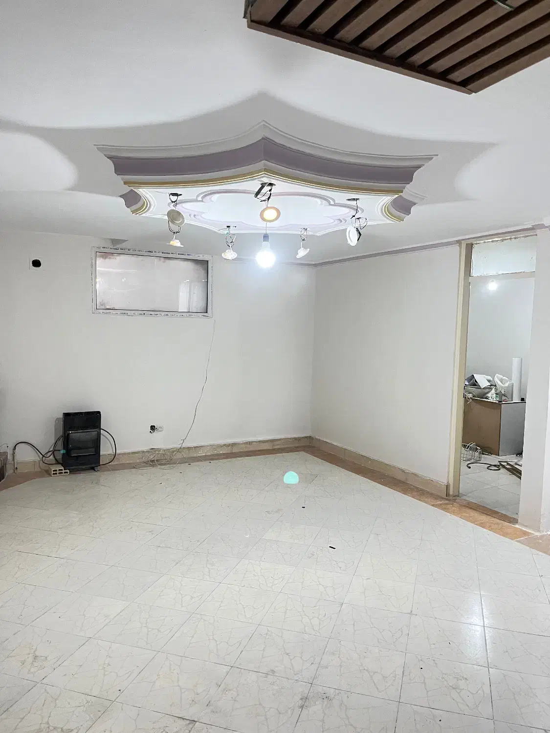 ۹۰متر دوخواب واحد آپارتمان گلشهر