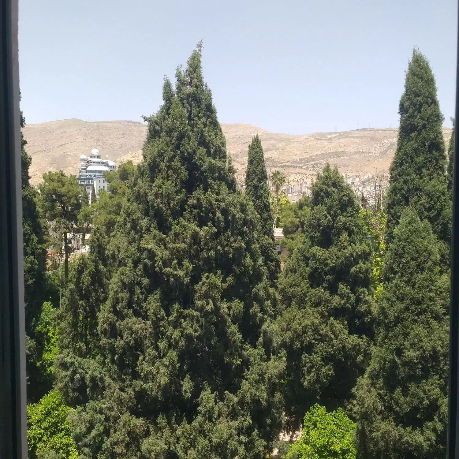 ۲۰۰ متر آپارتمان فوق لوکس در ارم