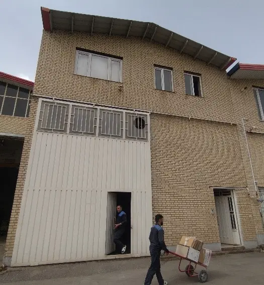 کارگاه بهداشتی 180 متر