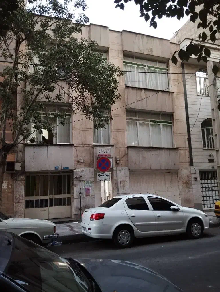 آپارتمان ۱۶۰ متری  جوادیه رهن کامل