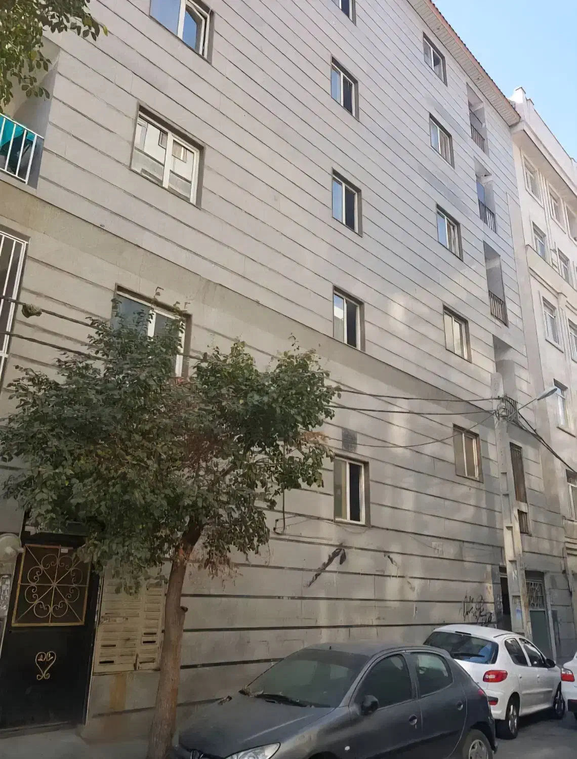 فروش آپارتمان یا معاوضه با خودرو