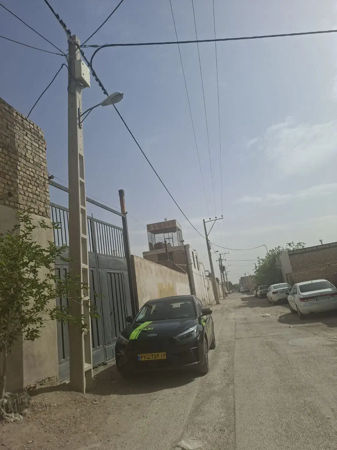 زمین کارگاهی ۲۰۰متر پارس بتن اتوبان حصه